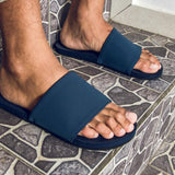 Men's ESSNTLS Slide Shore