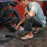 Men's ESSNTLS Flip Flops Leaf